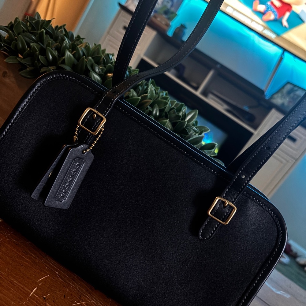 Coach Black Leather Shoulder Bag